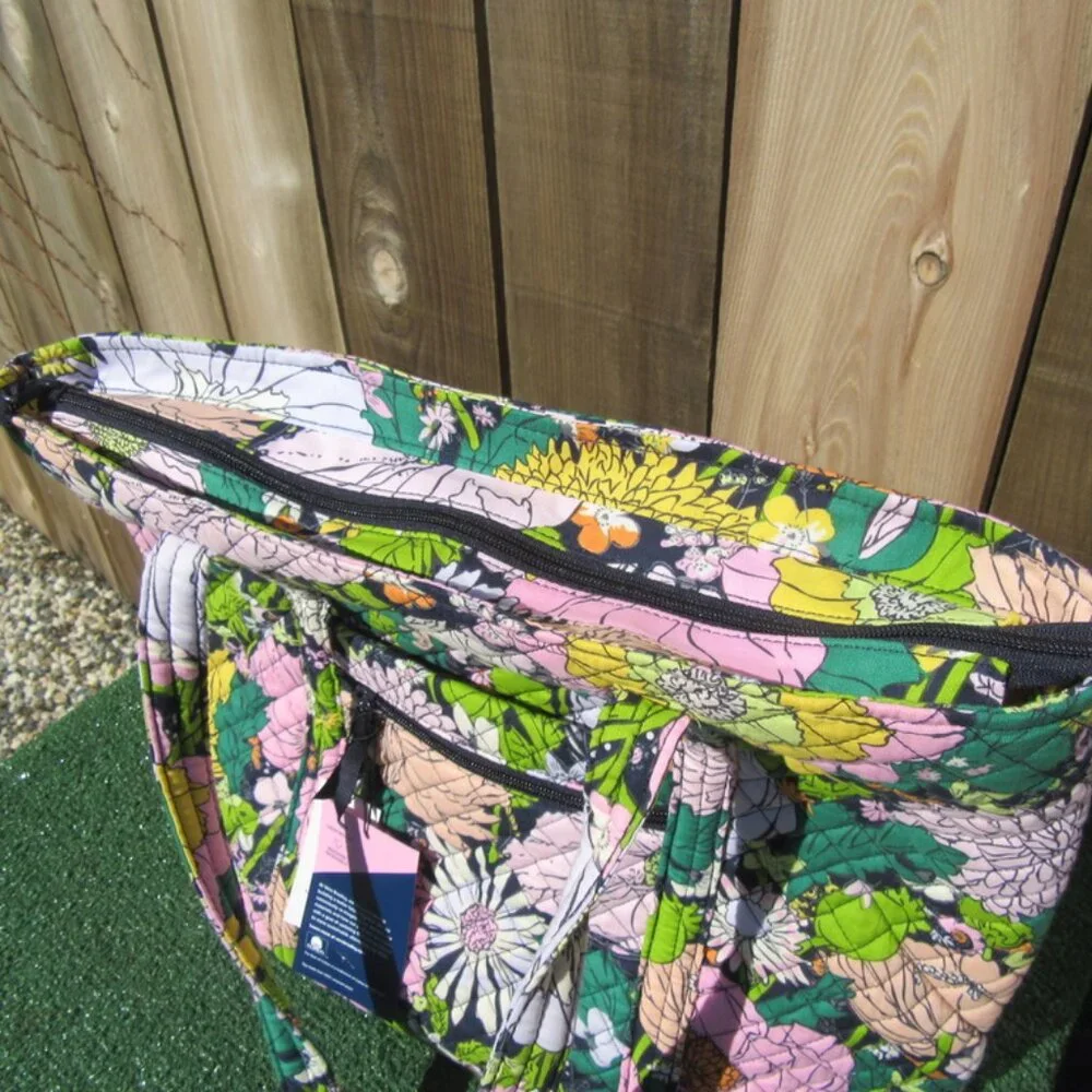 Brand New Vera Bradley Bloom Boom Quilted Cotton Fabric Tote Bag - Picture 8 of 12